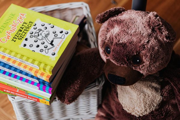 pexels-karola-g-4887203